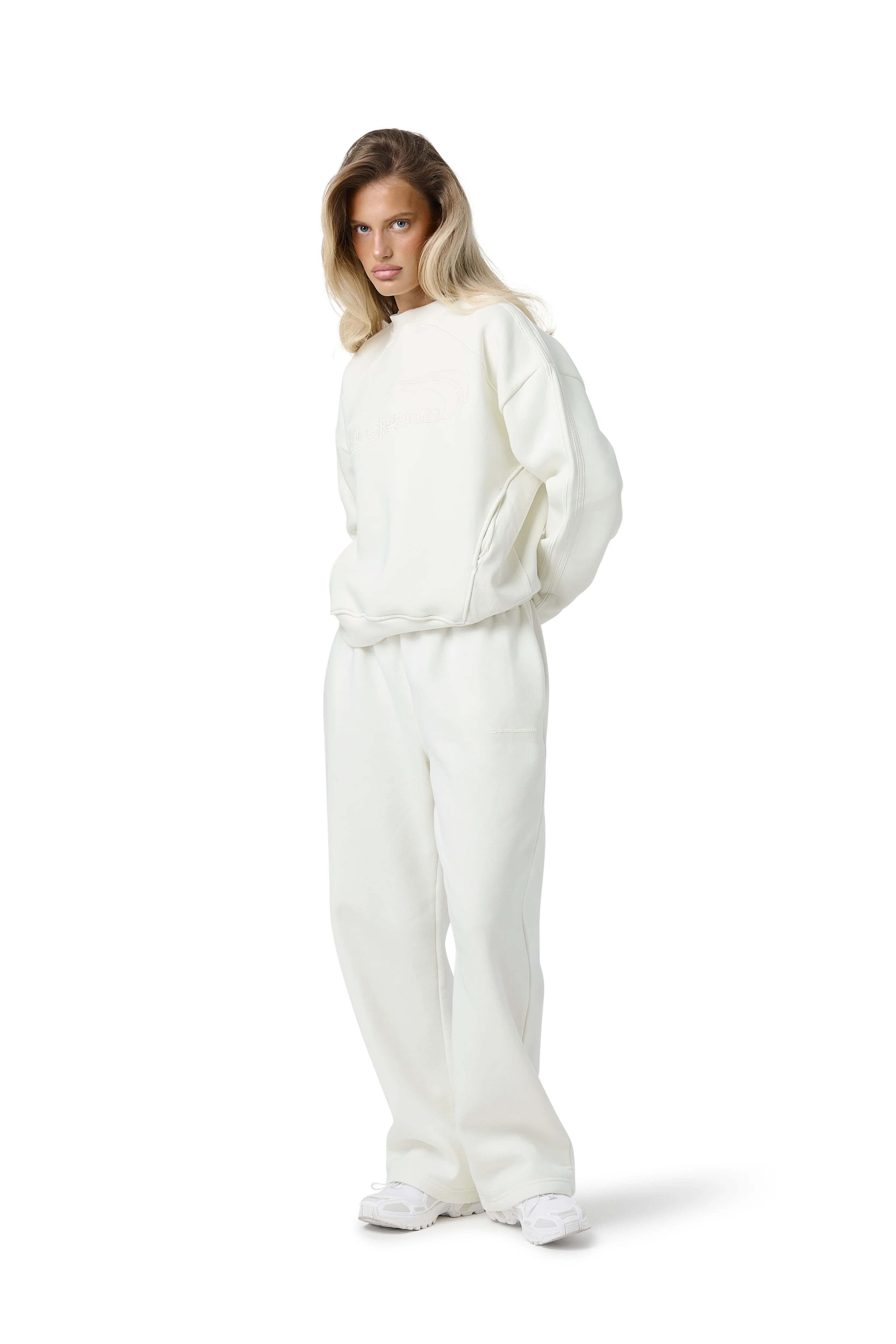 Series Sweatshirt in Balm - Image 3